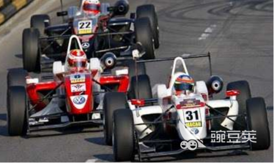 F1赛车手机游戏分享 2025耐玩F1赛车小游戏排行合集截图