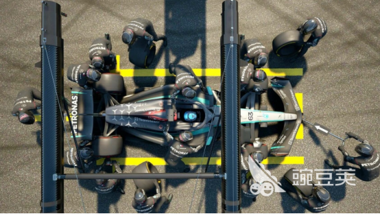 F1手游安卓下载指南 2026火爆的F1游戏手机版分享与安装方法截图
