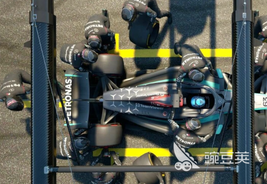 2026年值得下载的F1赛车模拟器游戏分享汇总截图
