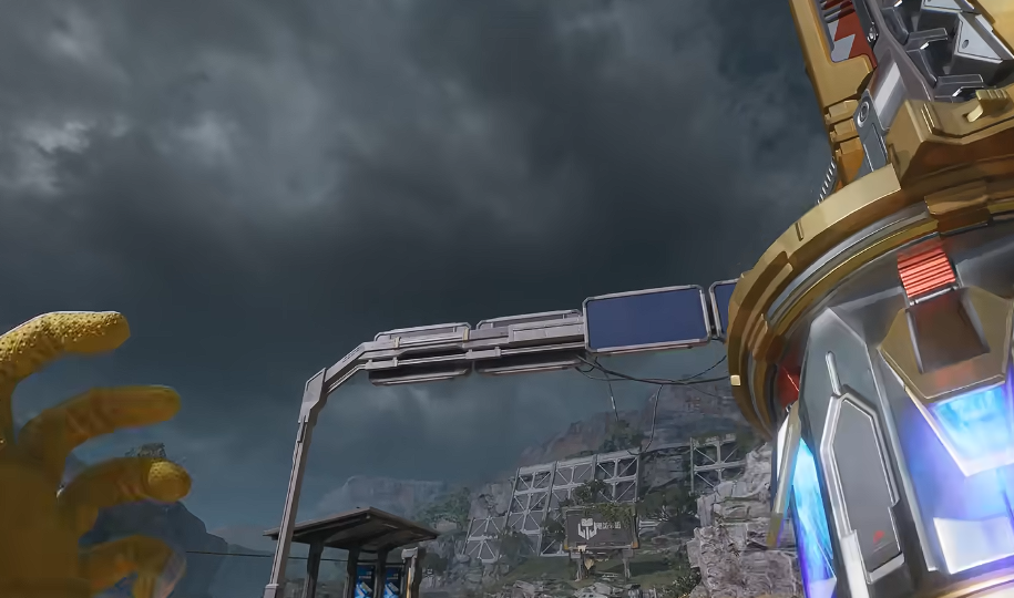 逆战未来鹰击长空武器强度评测与实战表现分析