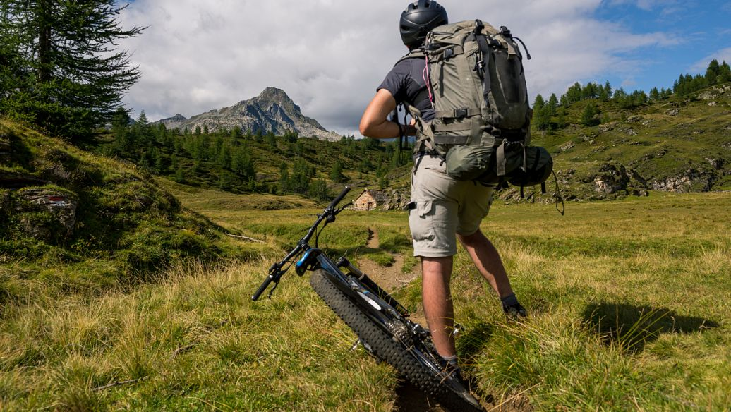 2026年外服游戏低延迟实测：5大加速器对比，延迟最低压至15ms以内