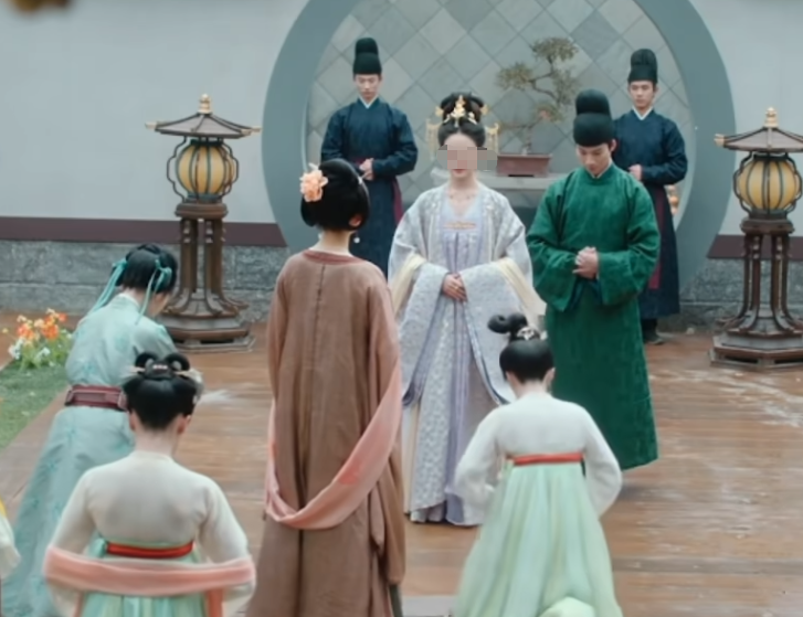 盛世天下女帝篇宫女洗衣服场景